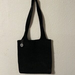 The size is 11x 101/2 . A really cute back light weight